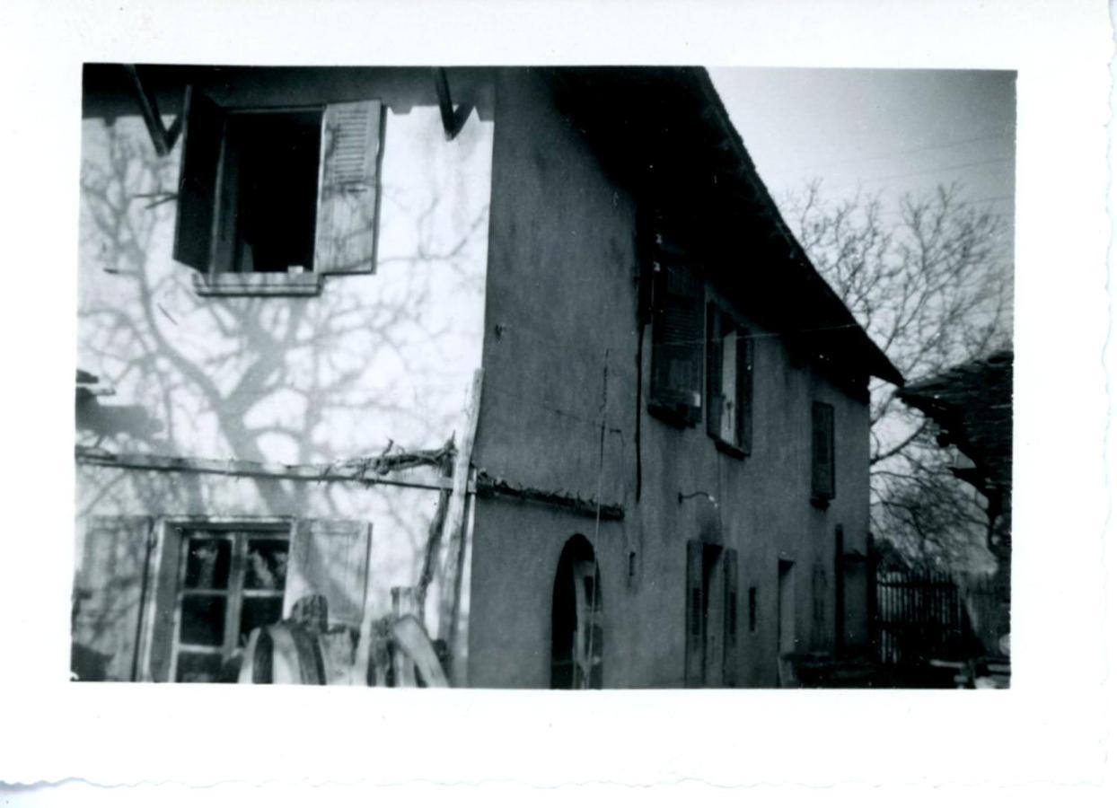 Adal-Berht Saint-Maximin (Isere) Exterior foto